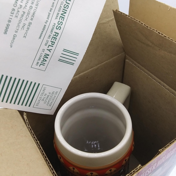 Vtg ‘94 Budweiser holiday stein collection, hometown holiday by Bud Kemper - Picture 4 of 8